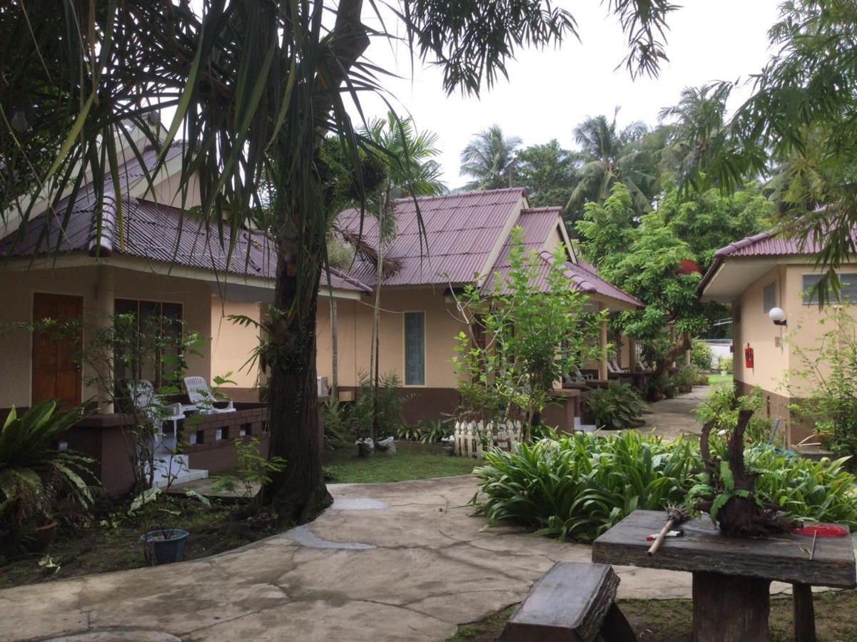 Salatan Resort Ko Lanta Exterior foto